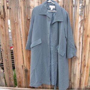 Woman's Full Length Coat Size 16w